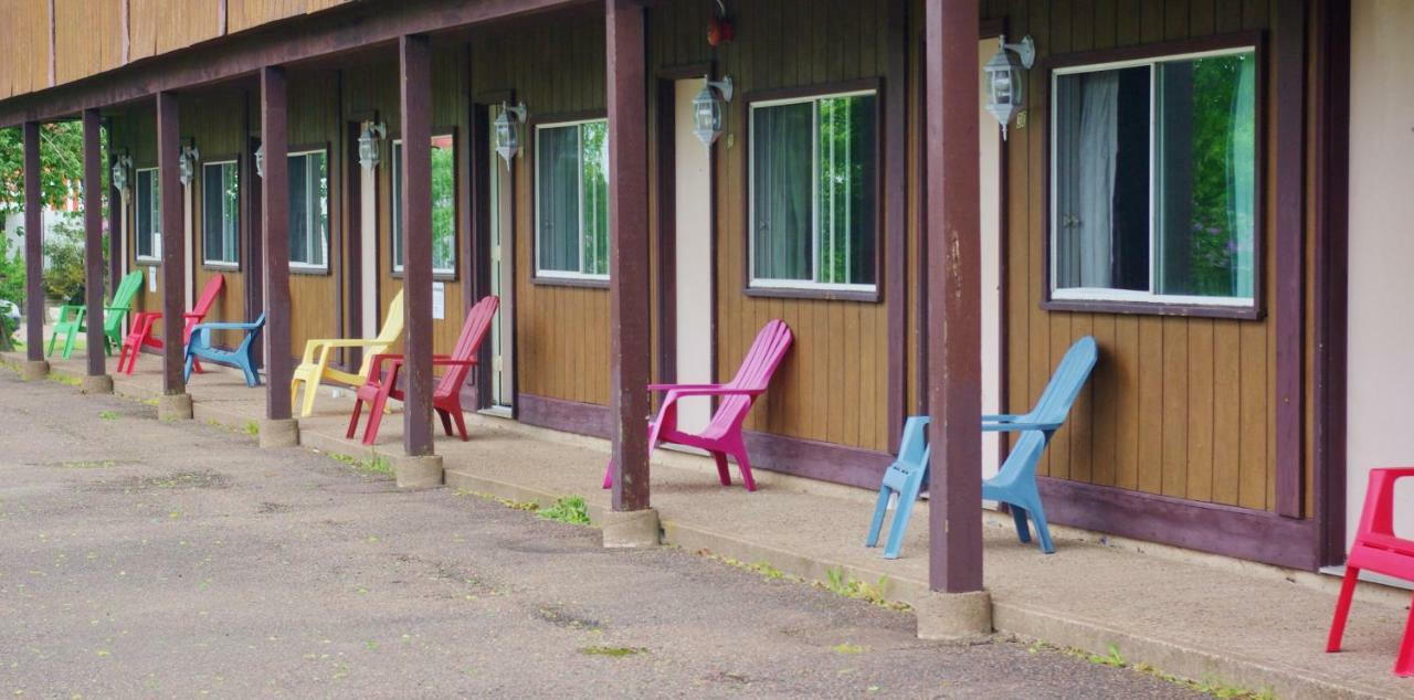 Tidal Bore Inn トゥルーロ エクステリア 写真